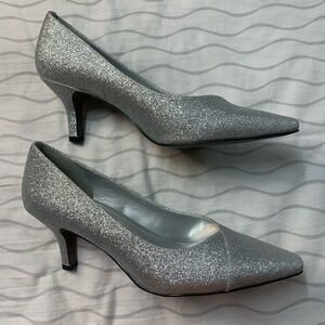 Easy Street Silver Heels with Pointed Toe